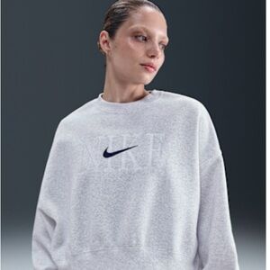 Nike Women's White Heather Crewneck